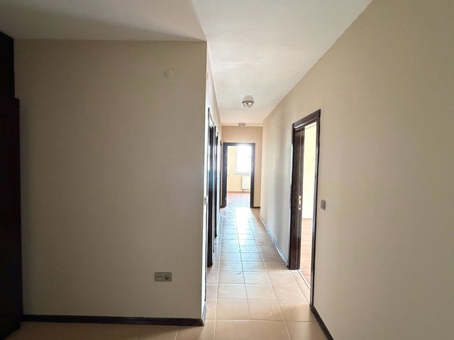 PARK VADİ EVLERİ'NDE SATILIK YAPILI 3+1 DAİRE