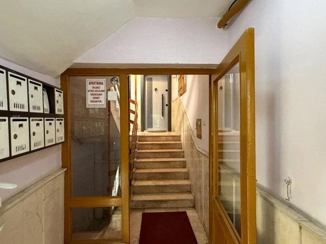 ÖVEÇLER'DE BAKIMLI 3+1 KİRALIK DAİRE
