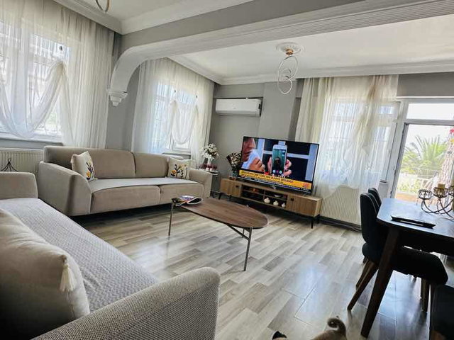 REMAX RABİA SARAÇ SATILIK 2+1 MERKEZİ KONUMDA
