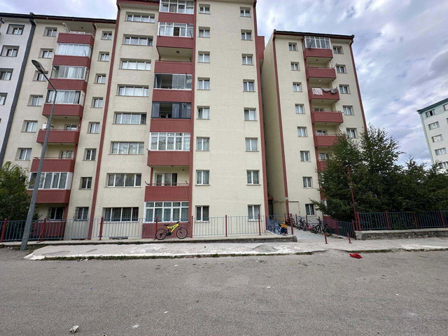 REMAX İLKE'DEN HİLALKENT'TE 3+1 SATILIK BODRUM DAİRE