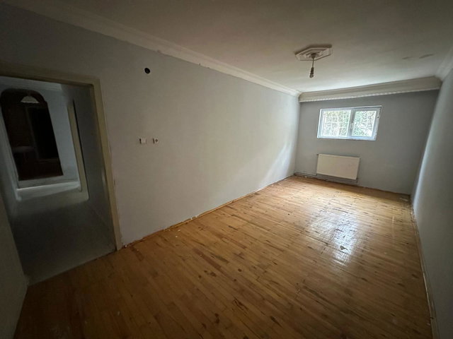 REMAX İLKE'DEN HİLALKENT'TE 3+1 SATILIK BODRUM DAİRE