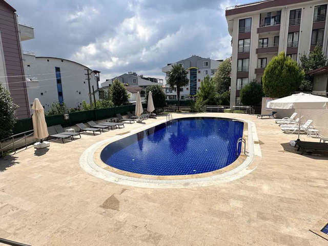 İZMİT BAĞÇEŞMEDE DENİZ MANZARALI,HAVUZLU,ASANSÖRLÜ 4+1 DAİRE