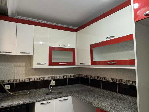 YEŞİLPINAR’DA SATILIK 2+1 TERAS KULLANIMLI TADİLAT YENİ YAPILMIŞ DAİRE