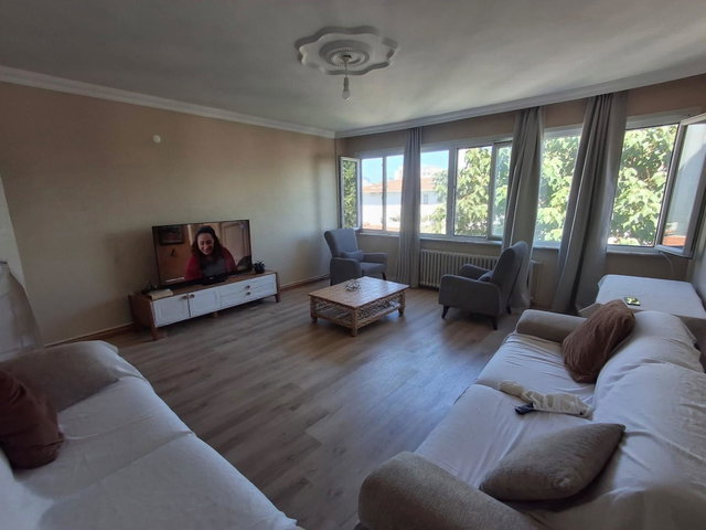 RE/MAX PRO KADIR'DEN | MERKEZI KONUMDA YÜKSEK POTANSIYELLI 3+1