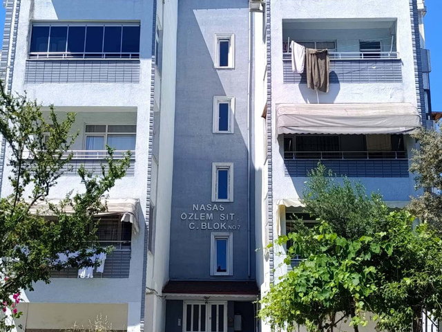 RE/MAX DREAM'DEN 60 EVLERDE 3+1 SATILIK FIRSAT DAİRE