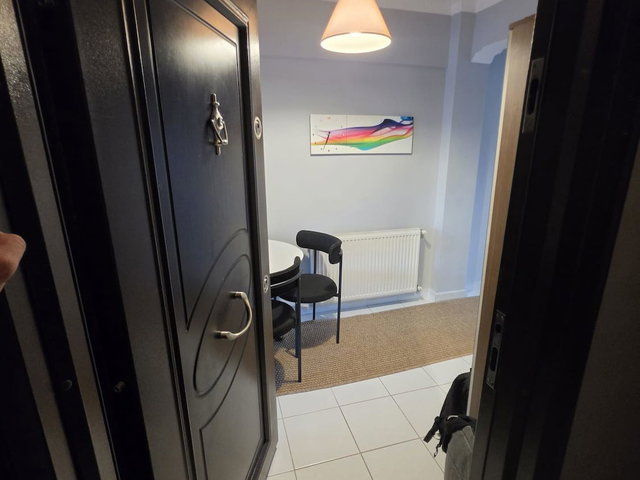KADIKÖY RASİMPAŞA KARAKOLHANE CD ÜZERİ FULL YENİLENMİŞ 2+1 SATILIK DAİRE