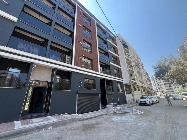KARŞIYAKA IMBATLI YENI BINA ARA KAT KIRALIK 2+1 DAIRE