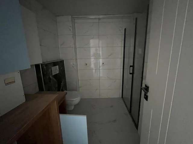 KARŞIYAKA IMBATLI YENI BINA ARA KAT KIRALIK 2+1 DAIRE