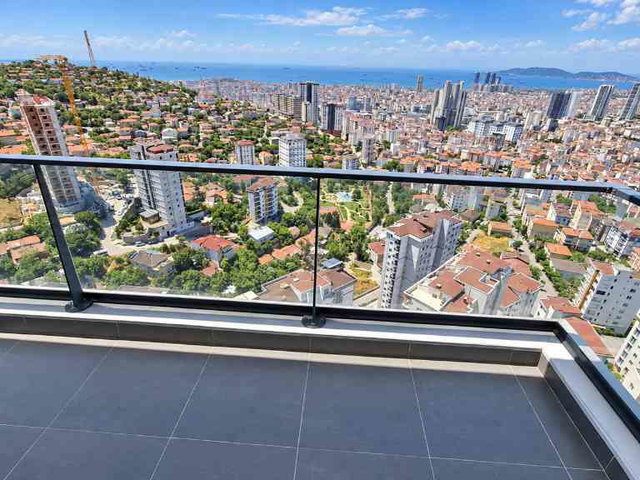 KARTAL’DA 20. KAT | 3+1 | 140 M² | ÇİFT BANYO | BALKON | GÜNEY-BATI CEPHE