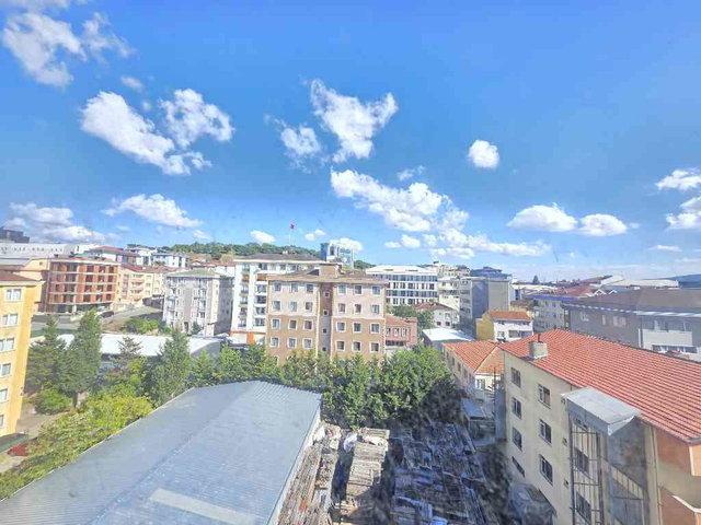 ÜMRANIYE YUKARI DUDULLU MAHALLESI'NDE 2+1 ARA KAT SATILIK DAIREÜMRANİYE YUKARI DUDULLU’DA METROYA Y