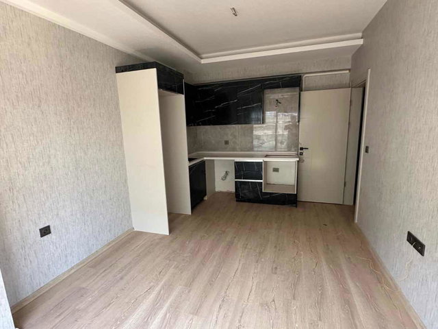 OTURMAYA HAZIR, OTOPARKLI, SATILIK 1+1