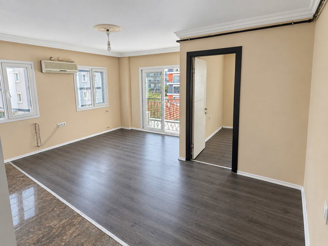 SEYREK MERKEZE YAKIN ASANSÖRLÜ BALKONLU 2+1 DAİRE
