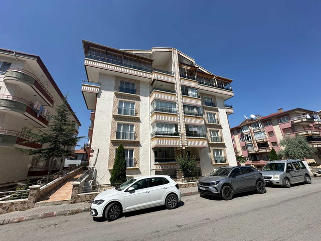MAMAK KUTLU MAH. YENİ BİNADA GENİŞ EŞYALI 1+1 KİRALIK DAİRE