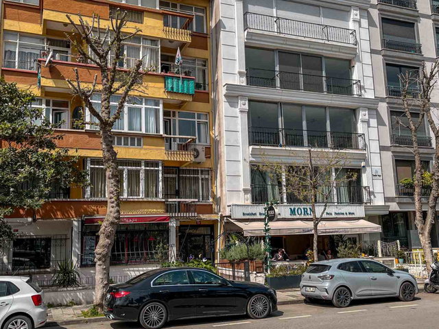 KADIKÖY YOĞURTÇU PARK KARŞISI 2+1 SATILIK