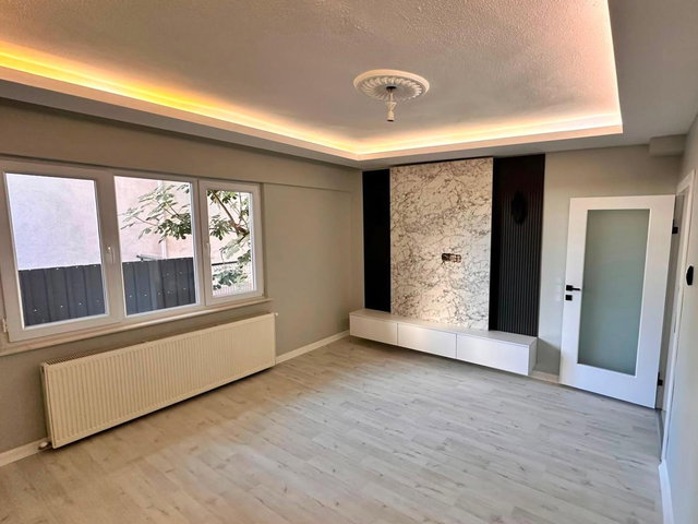 PİYADE MAH. MERKEZİ KONUM YENİLENMİŞ FULL+FULL 2+1 SATILIK DAİRE