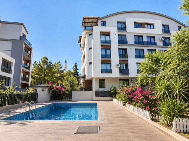 ŞAFAK MAHALLESİ HAVUZLU SİTE İÇERİSİNDE SATILIK 1+1 DAİRE