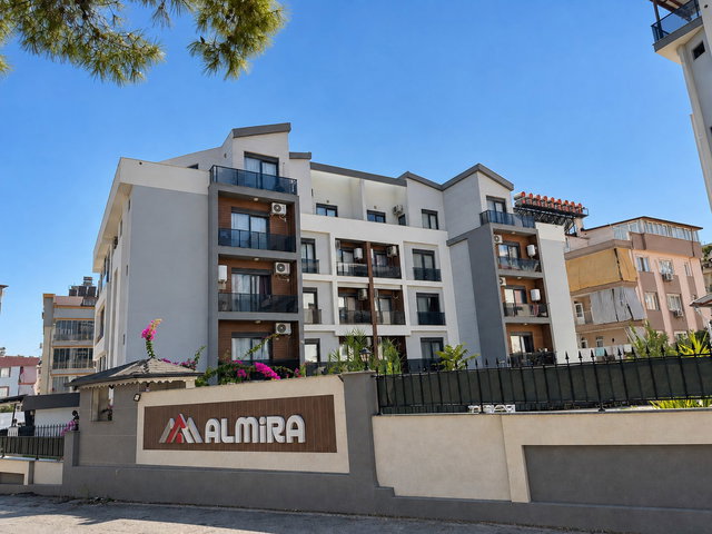 ŞAFAK MAHALLESİ HAVUZLU SİTE İÇERİSİNDE SATILIK 1+1 DAİRE