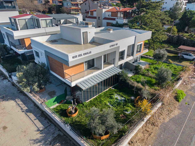 ALIAĞA YALI MAH. DENIZ GÖREN KİRALIK 4+1 TRIPLEKS VILLA