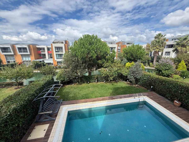 SİNPAŞ LAGÜN ÖZEL HAVUZLU 320 M² 5+1 İRİS TİPİ BAHÇE DUBLEKS