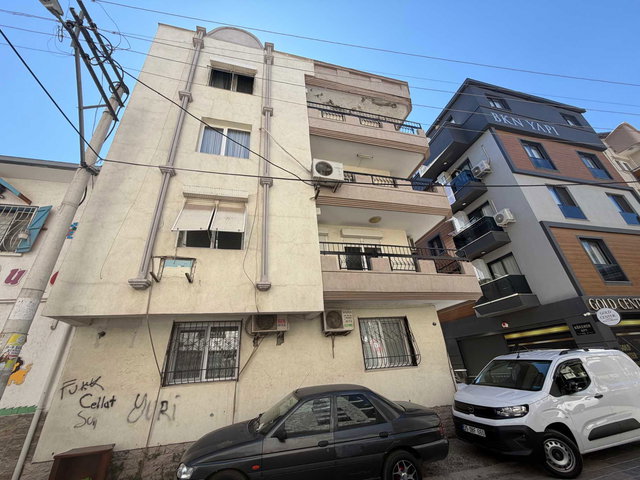 BUCA EFELER MAHALLESI'NDE 3+1 KIRALIK DAIRE
