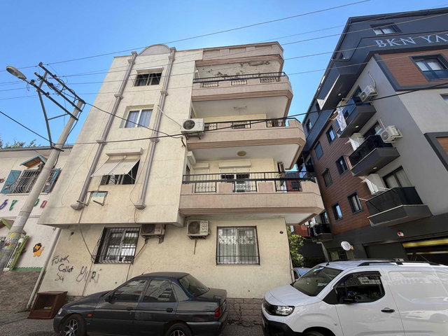 BUCA EFELER MAHALLESI'NDE 3+1 KIRALIK DAIRE