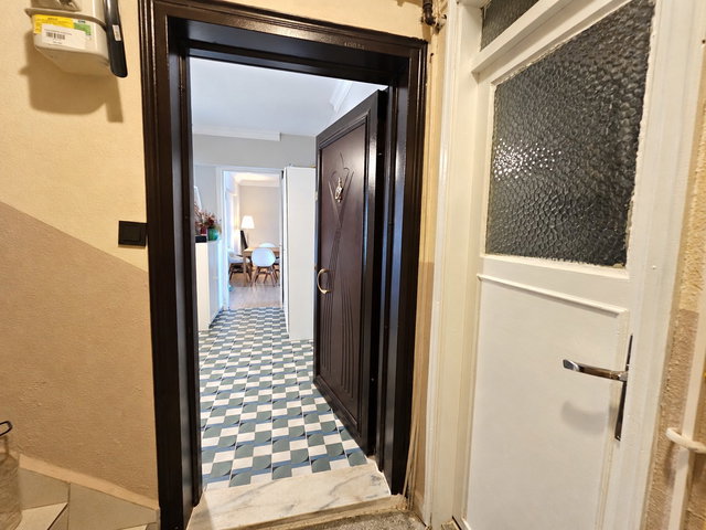 ÇANAKKALE MERKEZ TROYA CADDESİ SATILIK YENILENMİŞ 2+1 DAİRE