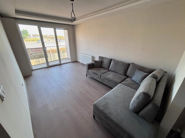 MALTEPE AYDINEVLER VİVA BİEN HASTANE KARŞISI BALKONLU FULLEŞYALI