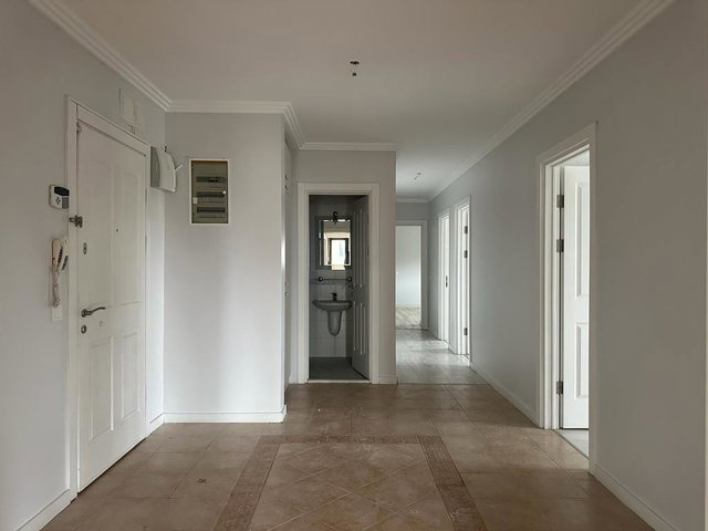 BAHÇEŞEHİR TOROS ADASINDA NET 164 M2 4+1 DAİRE