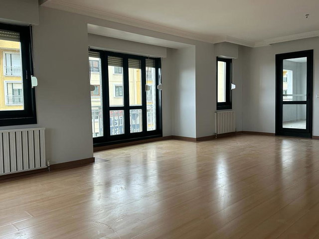 BAHÇEŞEHİR TOROS ADASINDA NET 164 M2 4+1 DAİRE