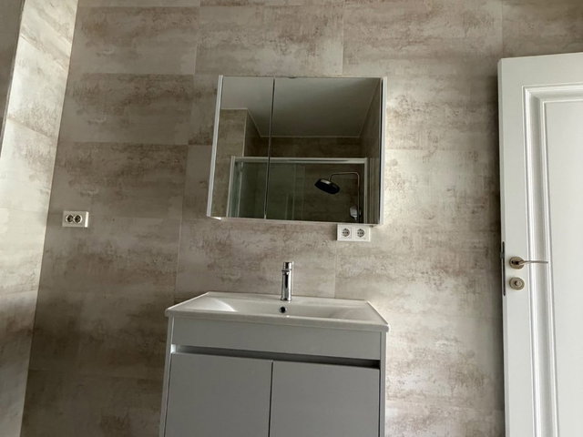 SARIYER ÇİMENLİ SİTESİ 4+1 KİRALIK TERASLI İÇİ YENİLENMİŞ