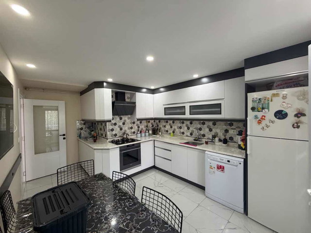 REMAX DEM'DEN BAŞBAĞLAR MAH FIRSAT 3+1 DAİRE