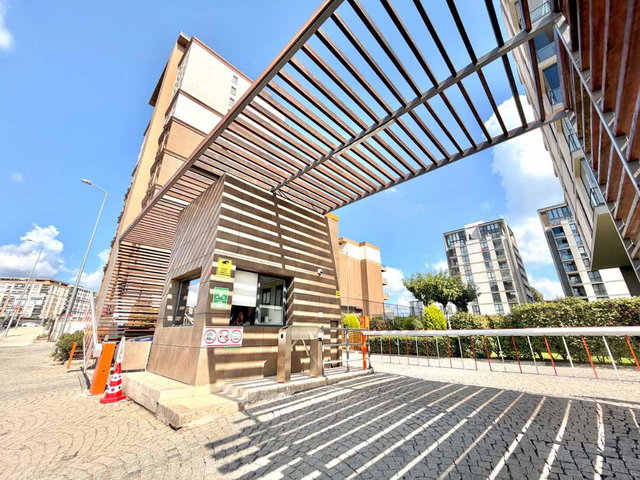 ÇEKMEKÖY NS LIDYA FLATS DE KİRALIK 2.5+1 GENİŞ TERASLI LOFT DAİRE
