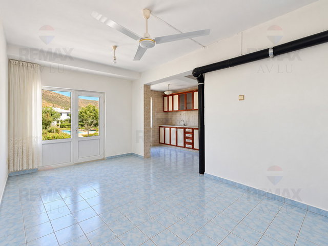 REMAX AVLU'DAN GÜLNAR SIPAHILI'DE SATILIK TRIPLEX VİLLA