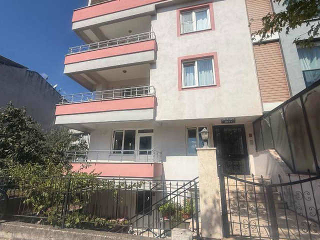 REMAX YAZ BAHÇELİEVLER ASSUVA PARK YANI 3+1 ARA KAT  KİRALIK DAİRE