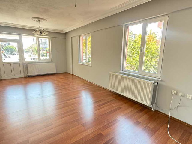 REMAX YAZ BAHÇELİEVLER ASSUVA PARK YANI 3+1 ARA KAT  KİRALIK DAİRE