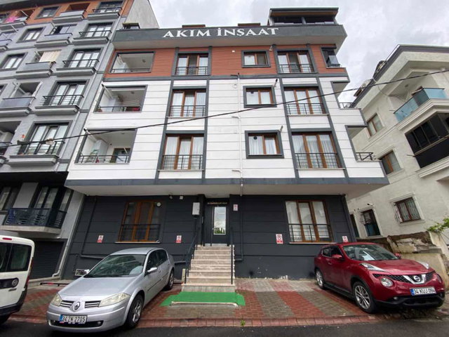 ÇEKMEKÖY MEHMET AKİF MAH. ÜST DUBLEKS 4+2 KİRALIK DAİRE