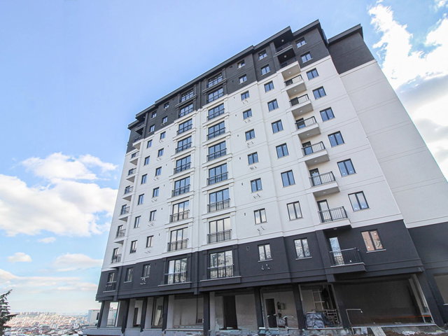 DENİZ VE MİLLET BAHÇESİ MANZARALI METROYA YAKIN 2+1 DAİRE