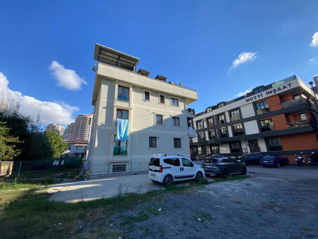 ÇEKMEKÖY MEHMET AKİF MAH. 3+1 GENİŞ ARAKAT SATILIK DAİRE
