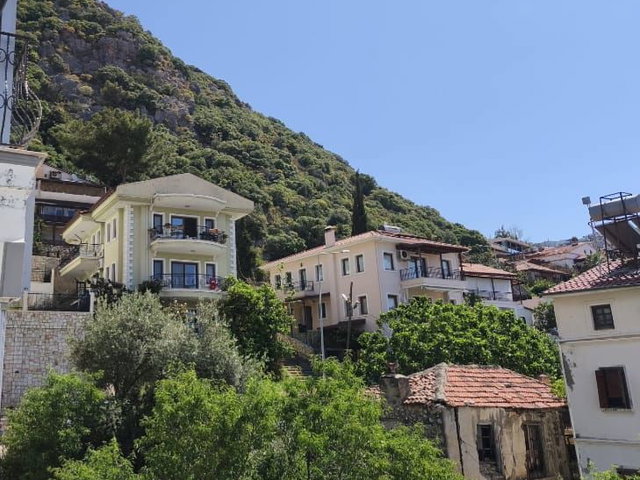 KAŞ MERKEZ 'DE DENIZ MANZARALI SATILIK 2+1 DAIRE