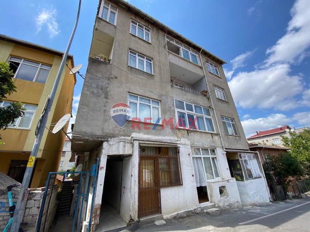BURHANİYE MAH. FULL EŞYALI 3+1 3.KAT GENİŞ KİRALIK DAİRE