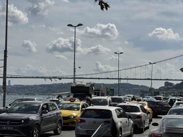 EMİRGAN BOĞAZ MANZARALI KATTA TEK 3+1 SATILIK DAİRE