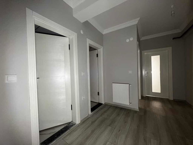 SAMSUN TEKKEKÖY’DE SIFIR 2+0 | 2 BANYO | BALKONLU | DOĞALGAZ KOMBİLİ KİRALIK DAİRE