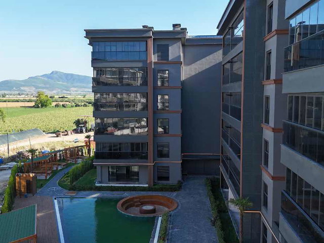 TORBALI'NIN EN GÜZEL SİTESİNDE KİRALIK 2+1