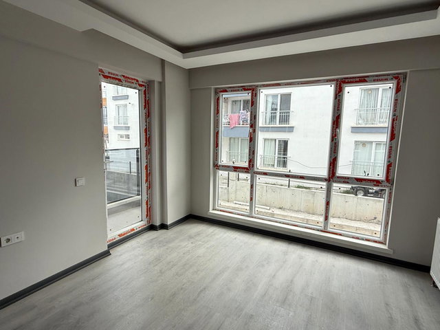 İNCEK'TE GÜNCEL KİRACILI SATILIK 1+1 DAİRE