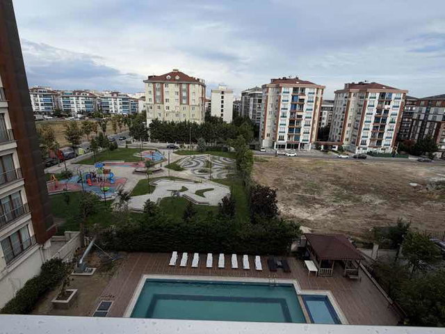 BEYAZ PALAS ADNAN KAHVECİ SATILIK DAİRE 3+1 HAVUZ VE PEYZAJ MANZ