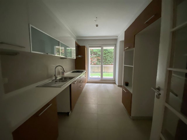 ADANUSPARK SİTESİNDE GÜNEY CEPHELİ SATILIK BOŞ DAİRE