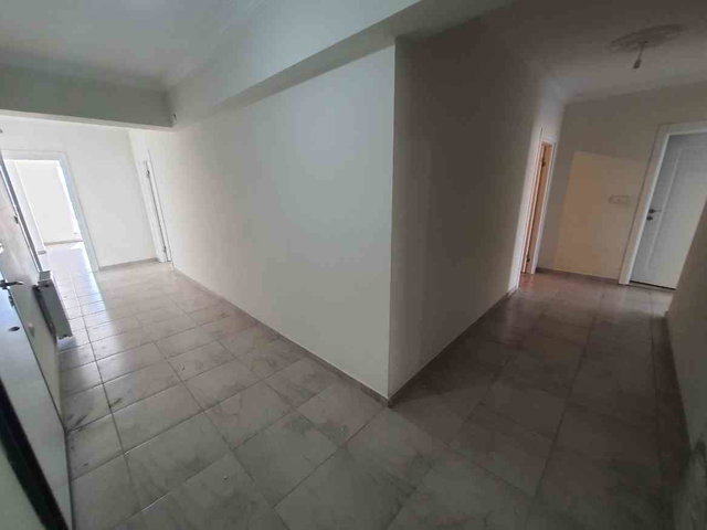 REMAX DOĞU'DAN VALİLİK KARŞISINDA KİRALIK 3+1 ARA KAT DAİRE