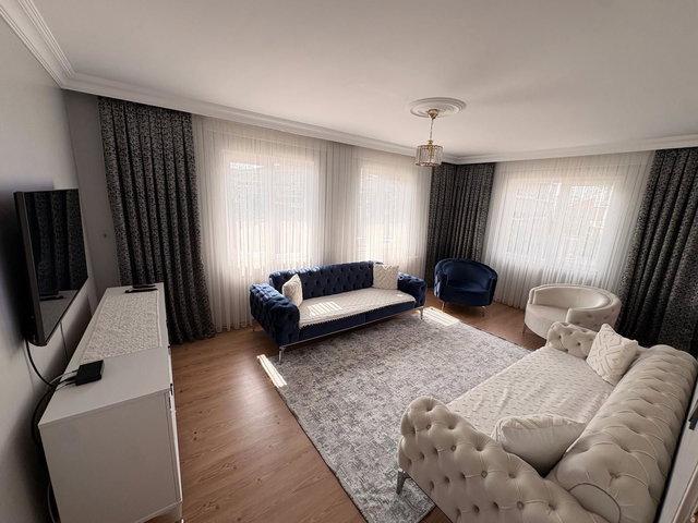 MELEK KUMANLI’DAN 3+1 EBEVEYN BANYOLU SİTE İÇİ SATILIK DAİRE