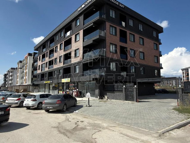 RE/MAX LACİVERT'TEN DADAŞKENT'TE SATILIK 1+1 DAİRE
