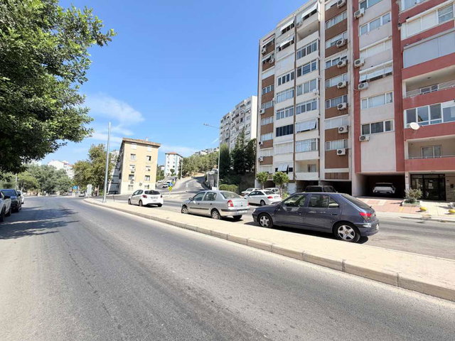 FAHRETTİN ALTAY MEYDANINA YAKIN 3+1 KİRALIK DAİRE